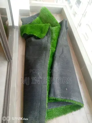 Artificial Green Turf Carpet for Garden and Compound Improvement