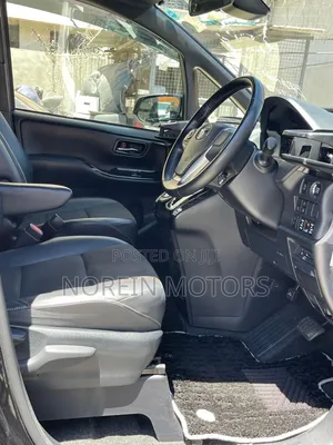 Toyota Noah 2019 Matt Black