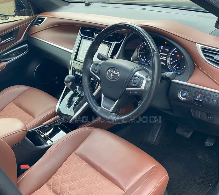 Toyota Harrier 2020 Black