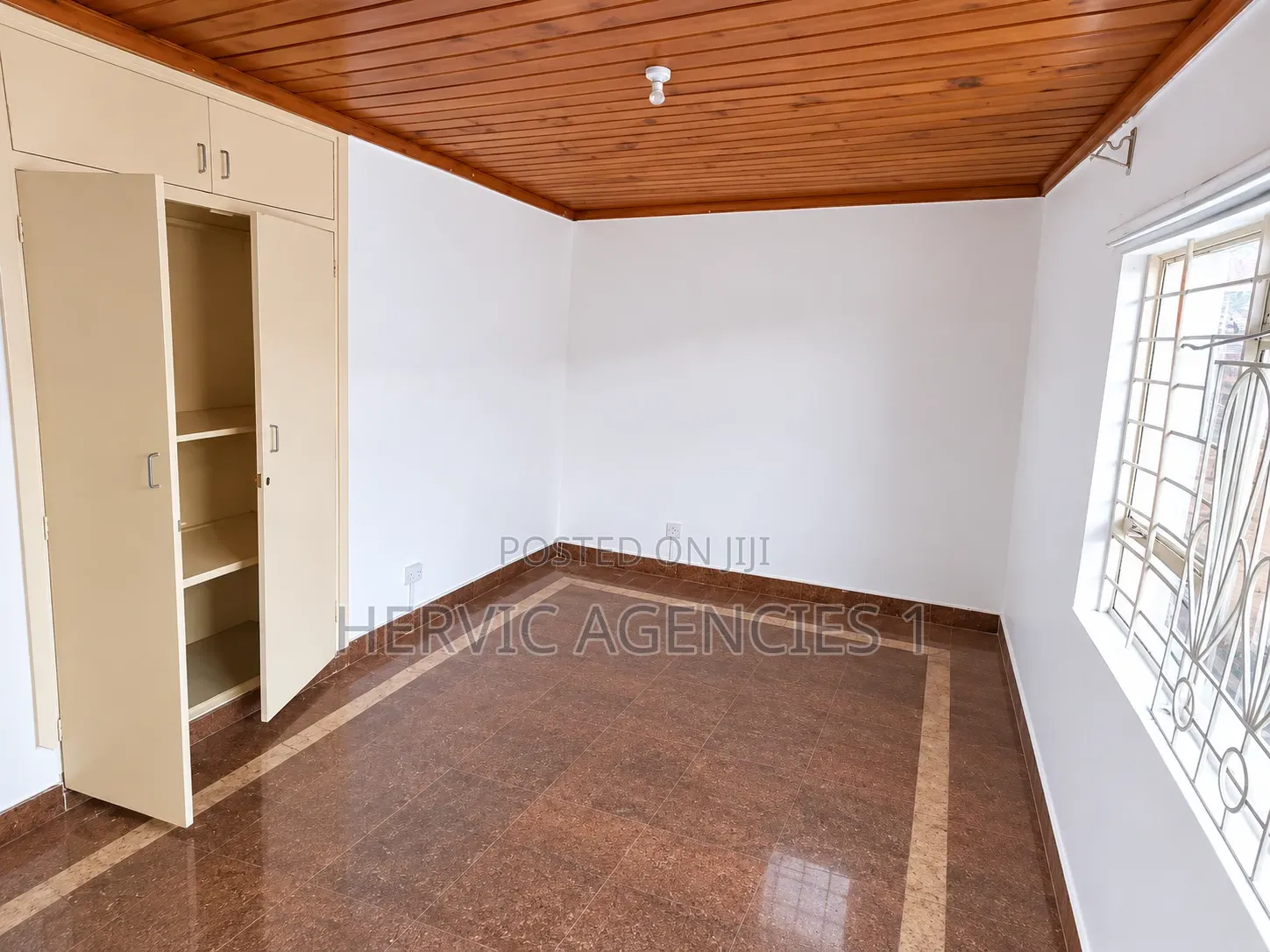 3bdrm Bungalow in South B for rent
