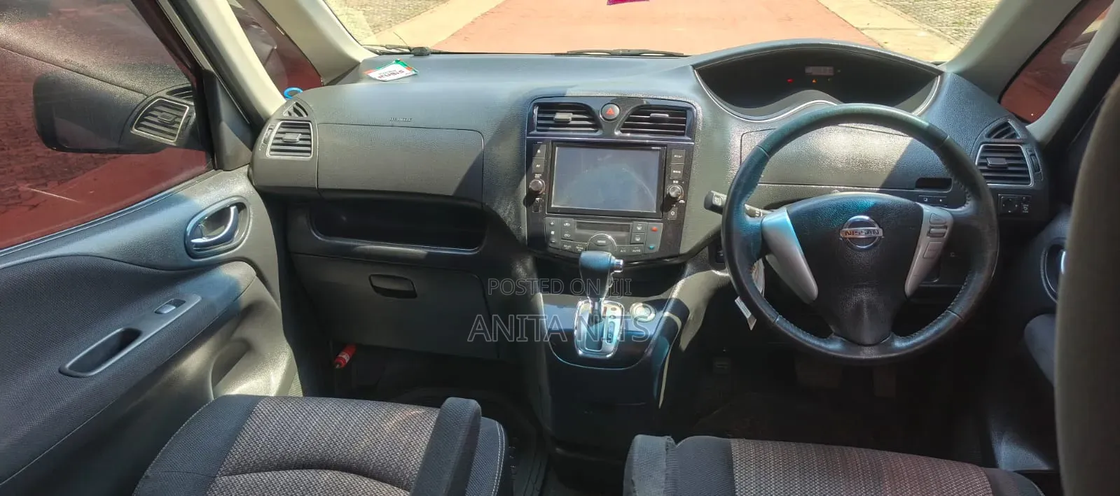 Nissan Serena 2016 White