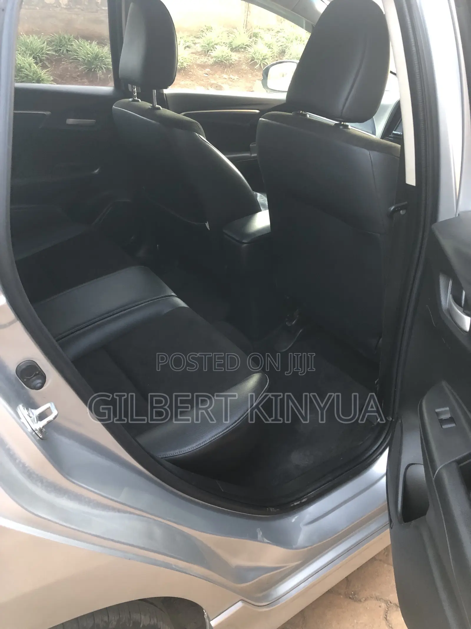 Honda Shuttle 1.5 Hybrid 2WD 2017 Silver