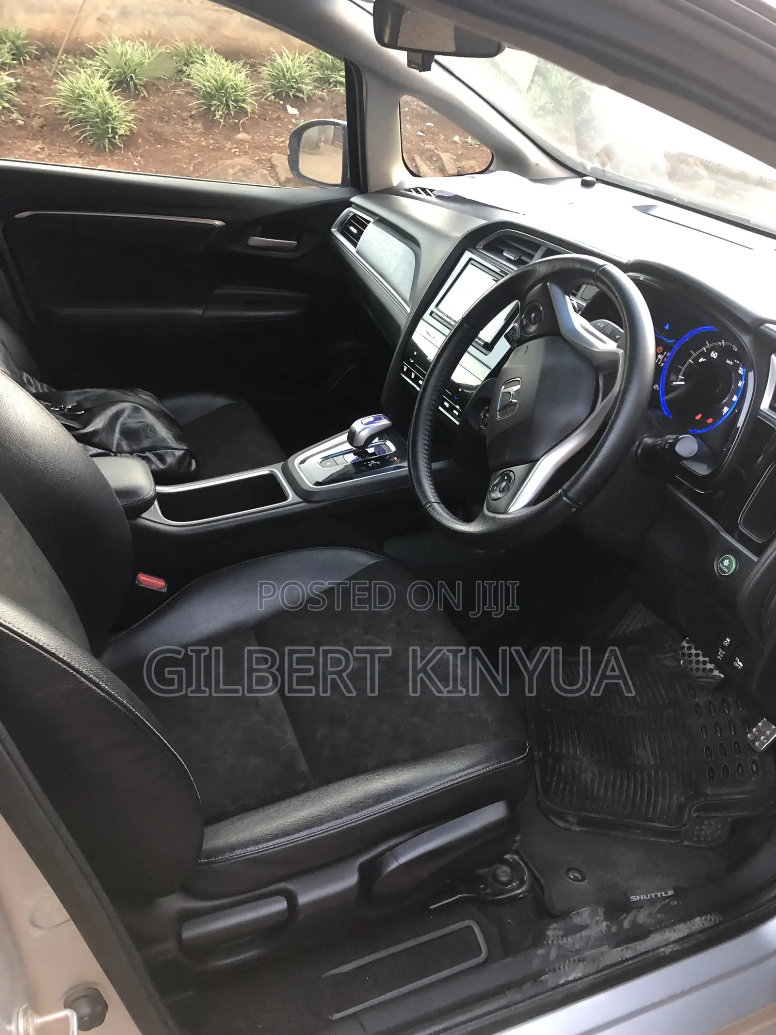 Honda Shuttle 1.5 Hybrid 2WD 2017 Silver