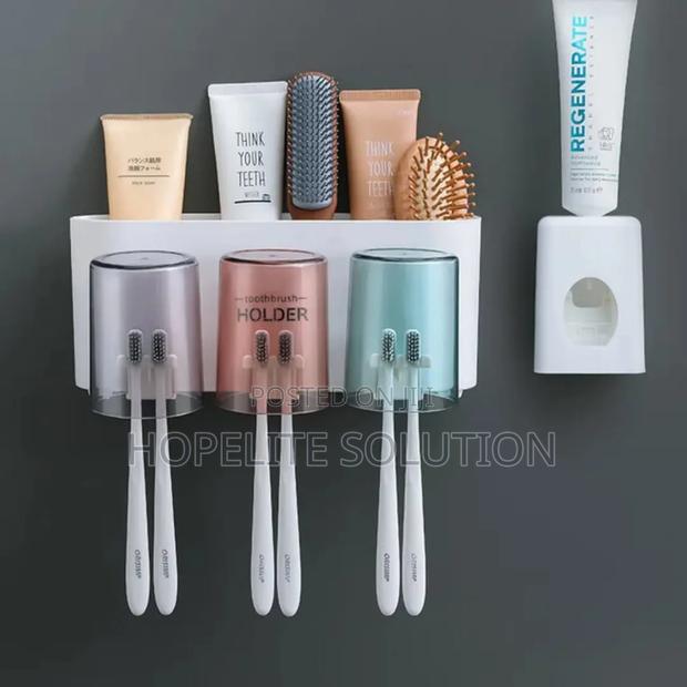 Wall Mounted Multifunctional Toothbrush Dispenser - thumbnail 2
