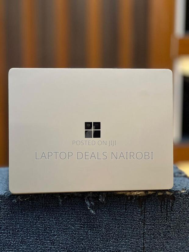 Laptop Microsoft Surface Go 8GB Intel Core i5 SSD 256GB - thumbnail 4