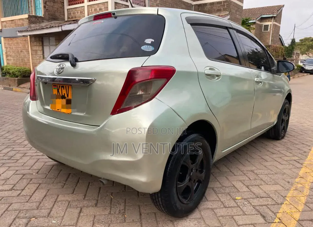 Toyota Vitz 2012 Green