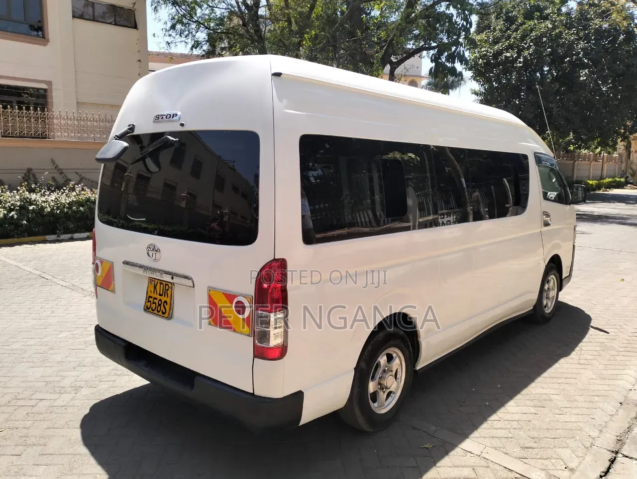 Toyota HiAce 2019 White