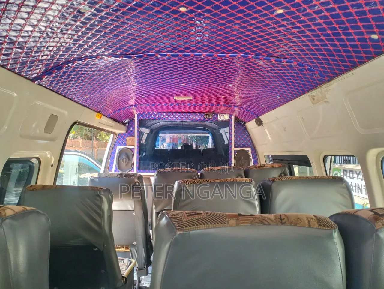 Toyota HiAce 2019 White