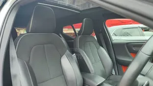 Volvo XC40 2019 Silver