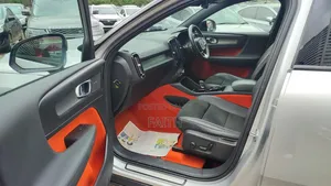 Volvo XC40 2019 Silver
