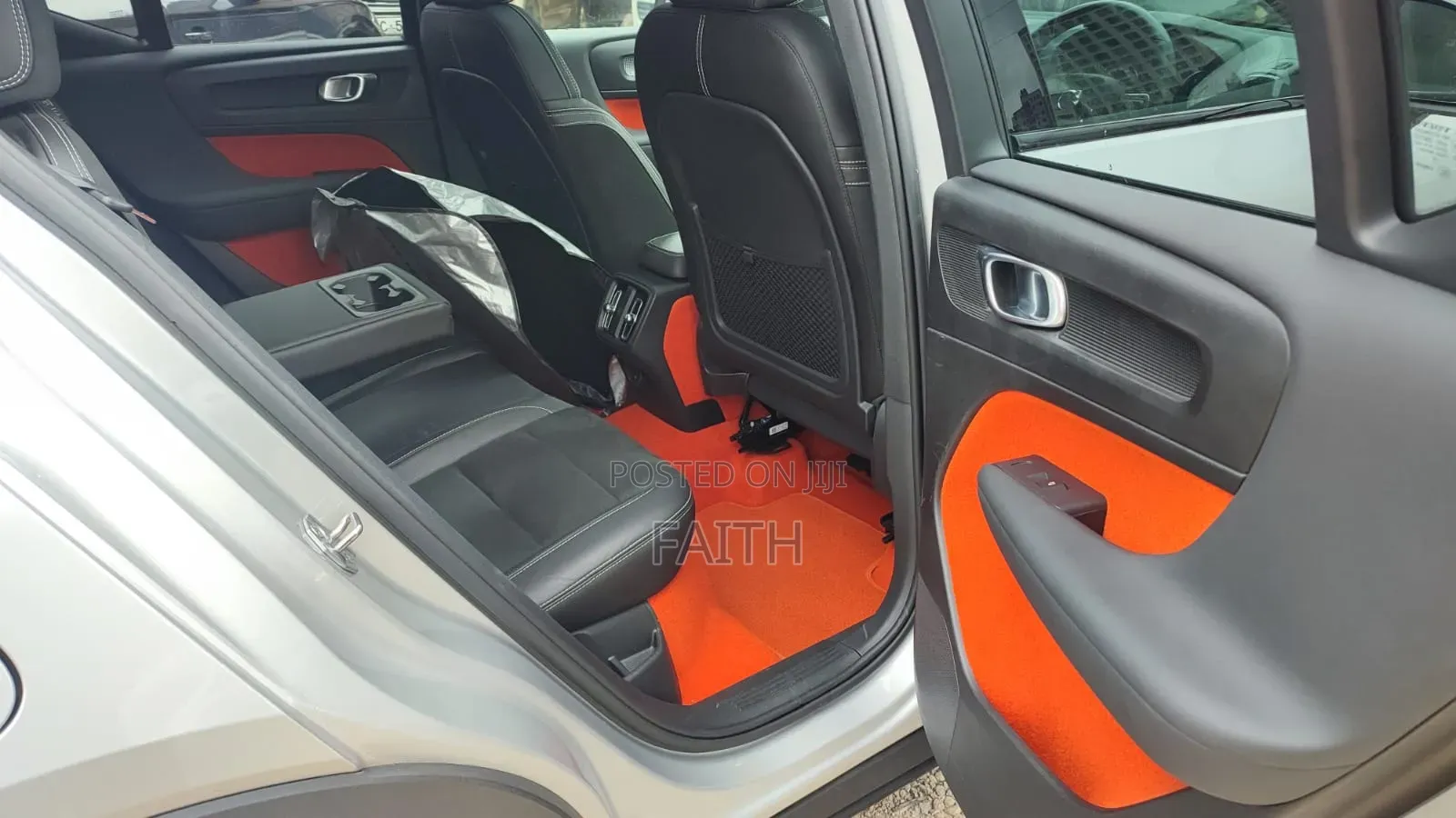 Volvo XC40 2019 Silver