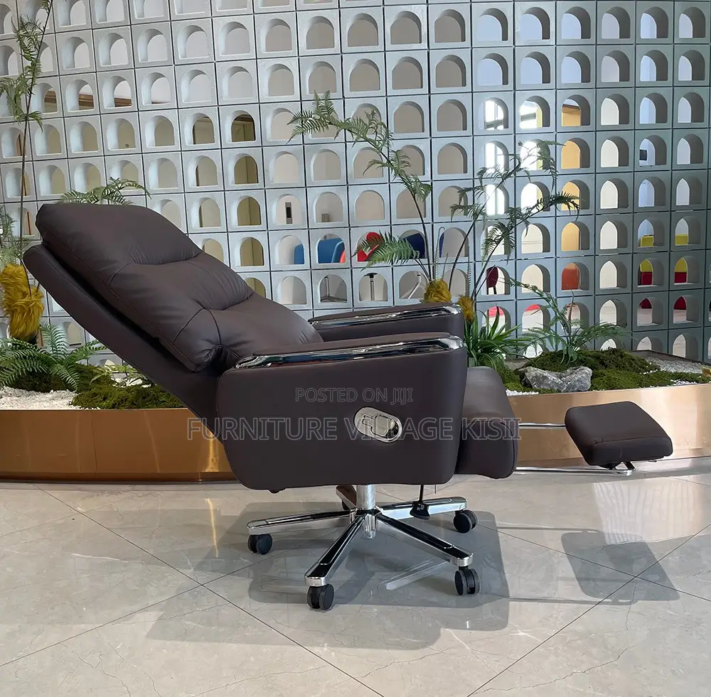 Office Chair: Executive Leather Office Chair