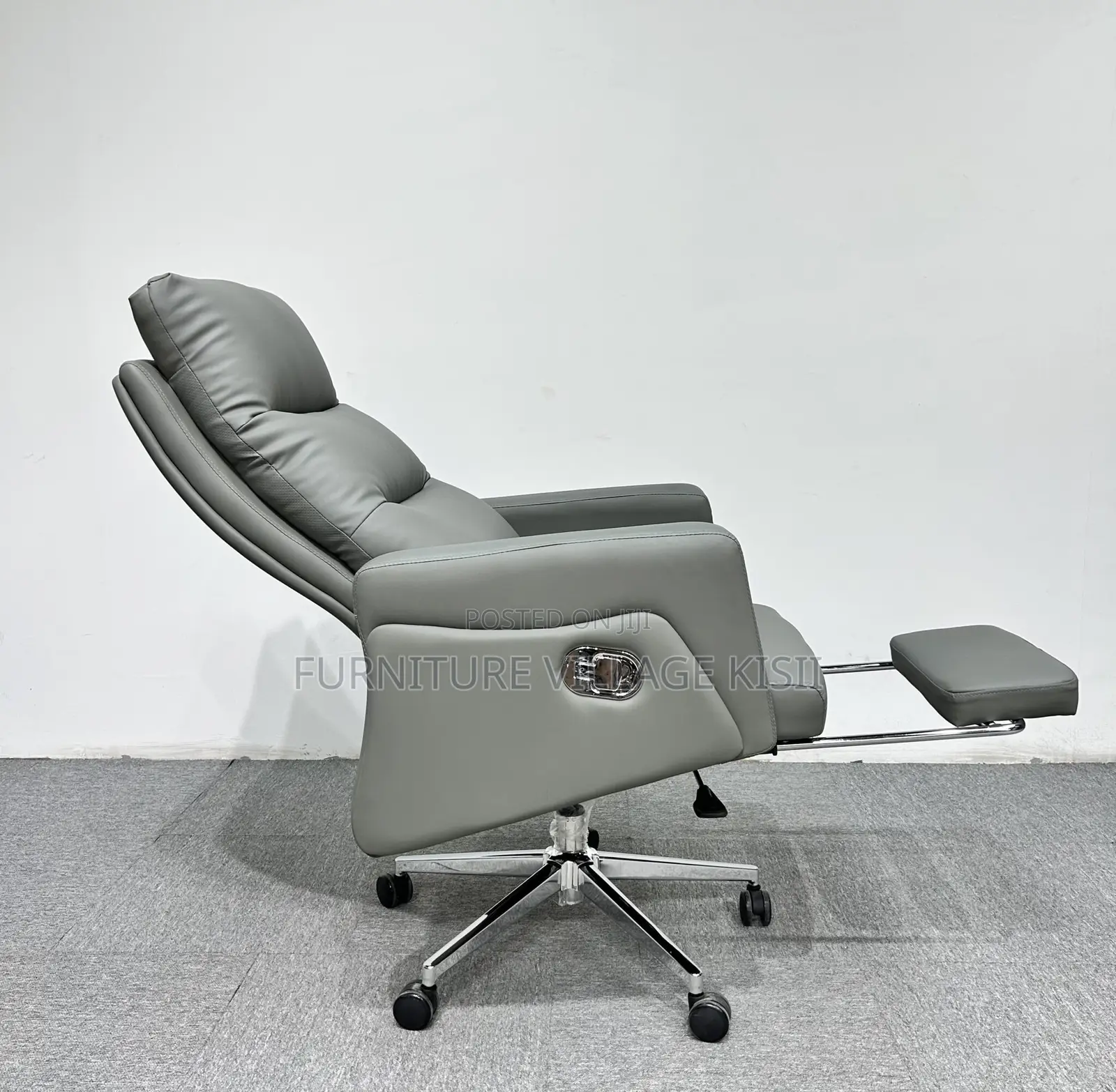 Office Chair: Executive Leather Office Chair