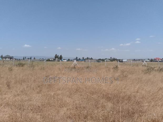 2Attached Plots Selling 5kms