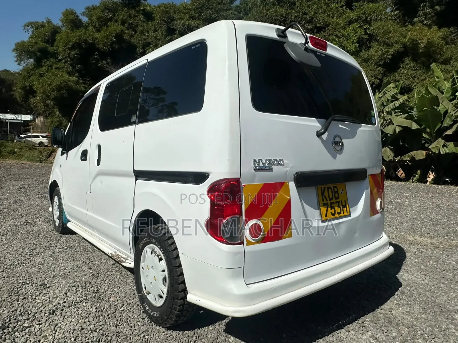 Nissan NV1500 2014 White