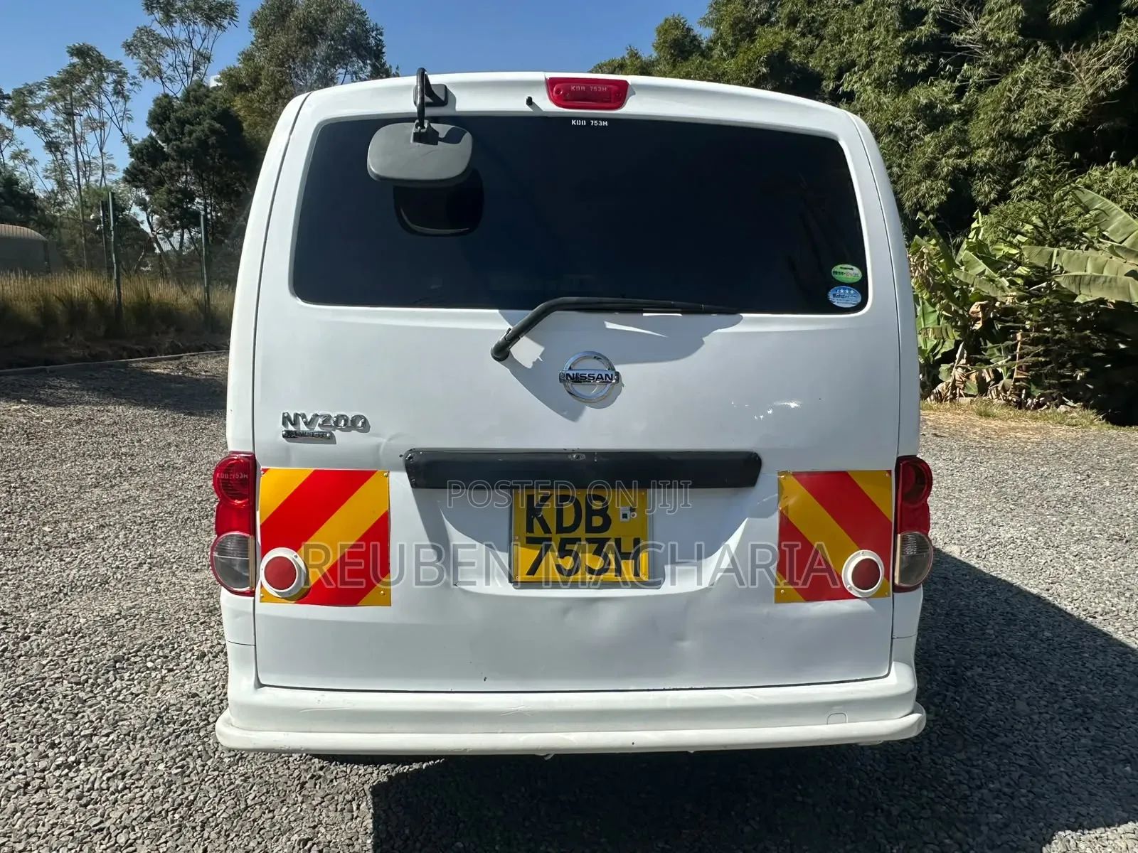Nissan NV1500 2014 White