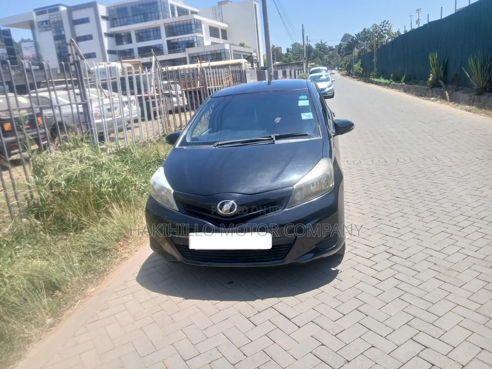 Toyota Vitz 2012 Black