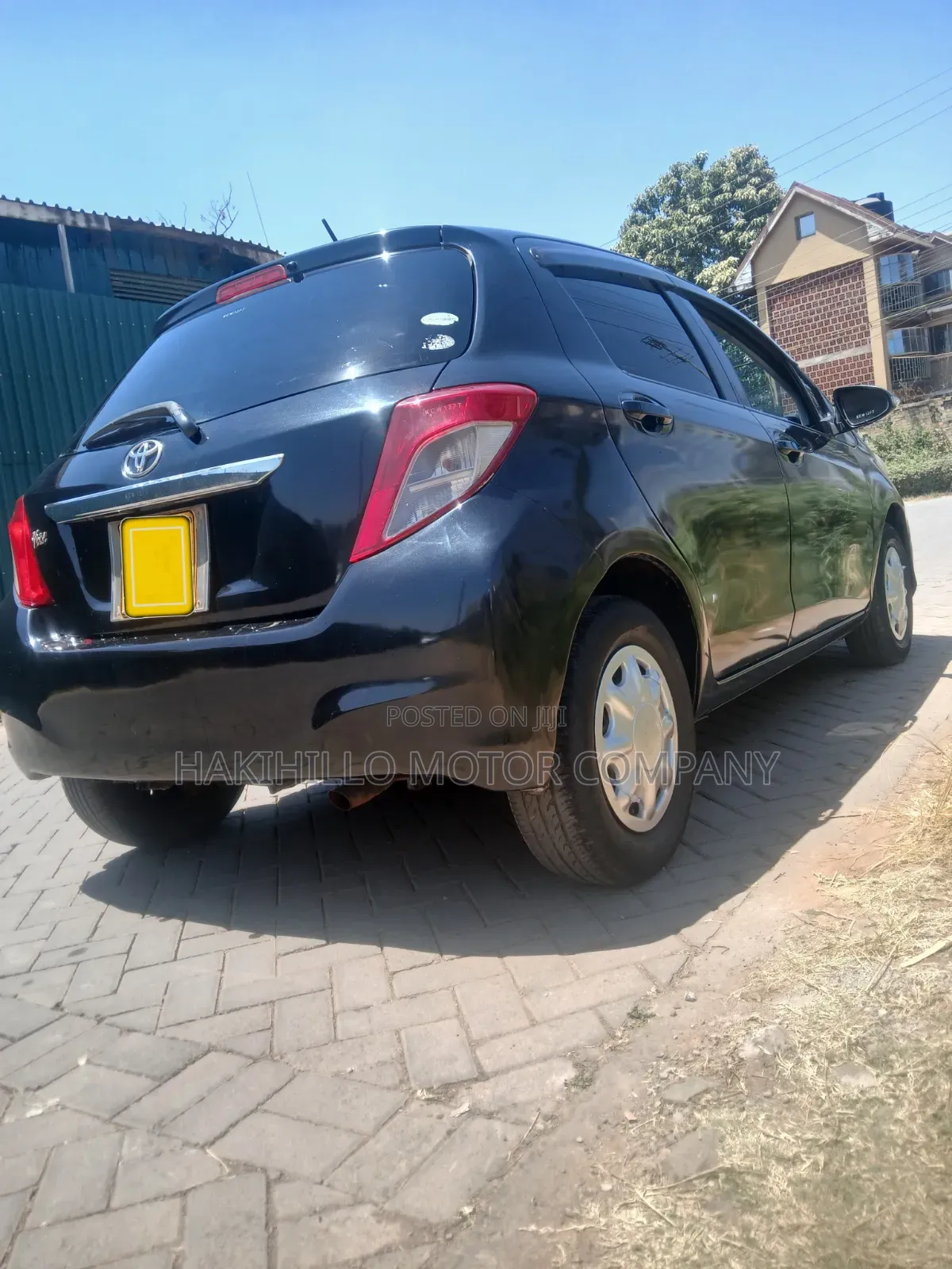 Toyota Vitz 2012 Black