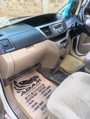 Toyota Noah 2007 White