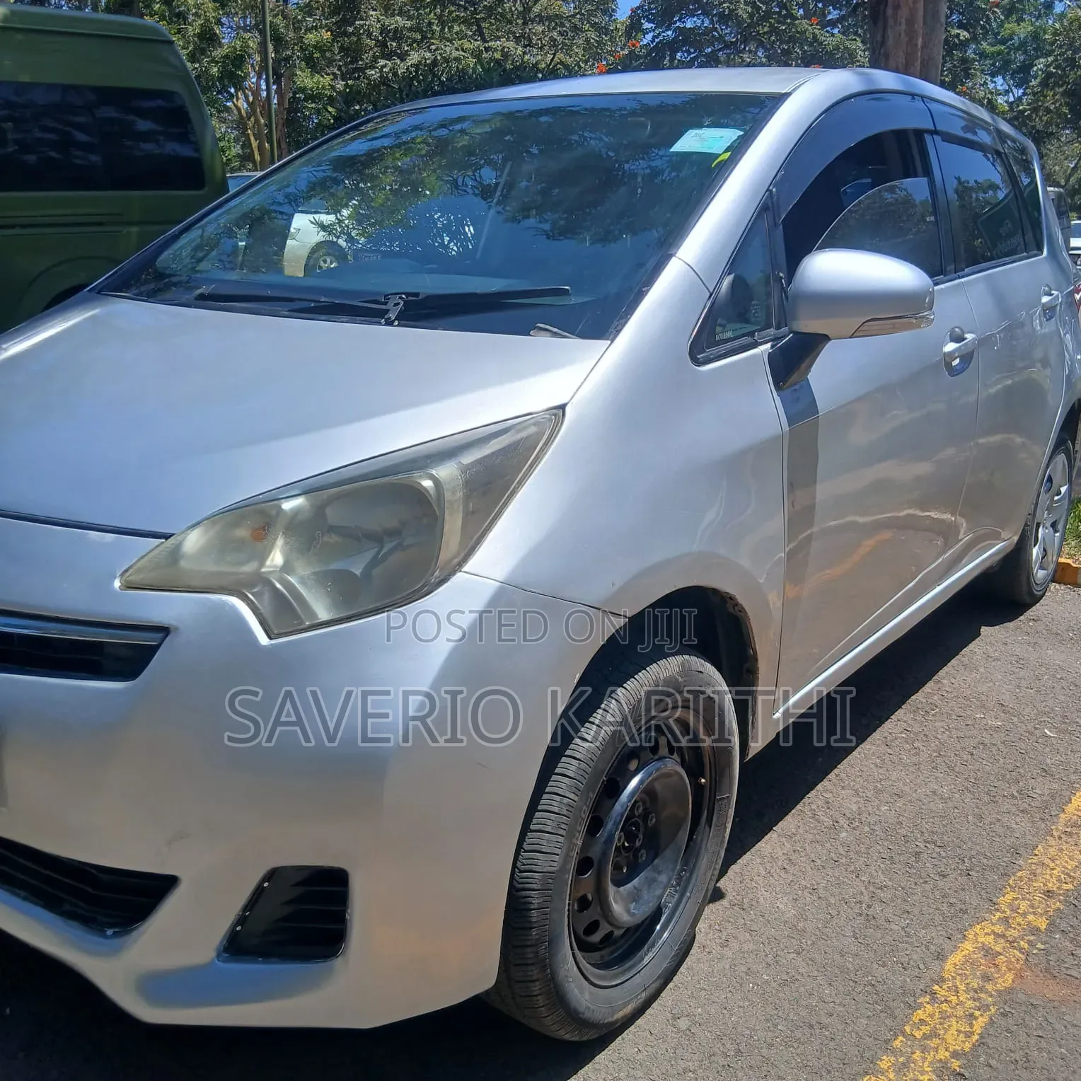 Toyota Ractis 2013 Silver
