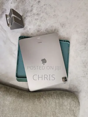 New Apple iPad Pro 12.9 (2022) 128 GB Gray