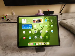 New Apple iPad Pro 12.9 (2022) 128 GB Gray