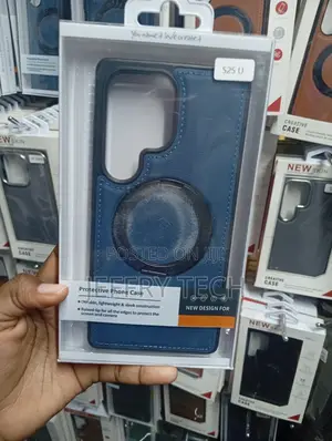 Magnetic Ring Case in a White the Samsung Galaxy S25 Ultra