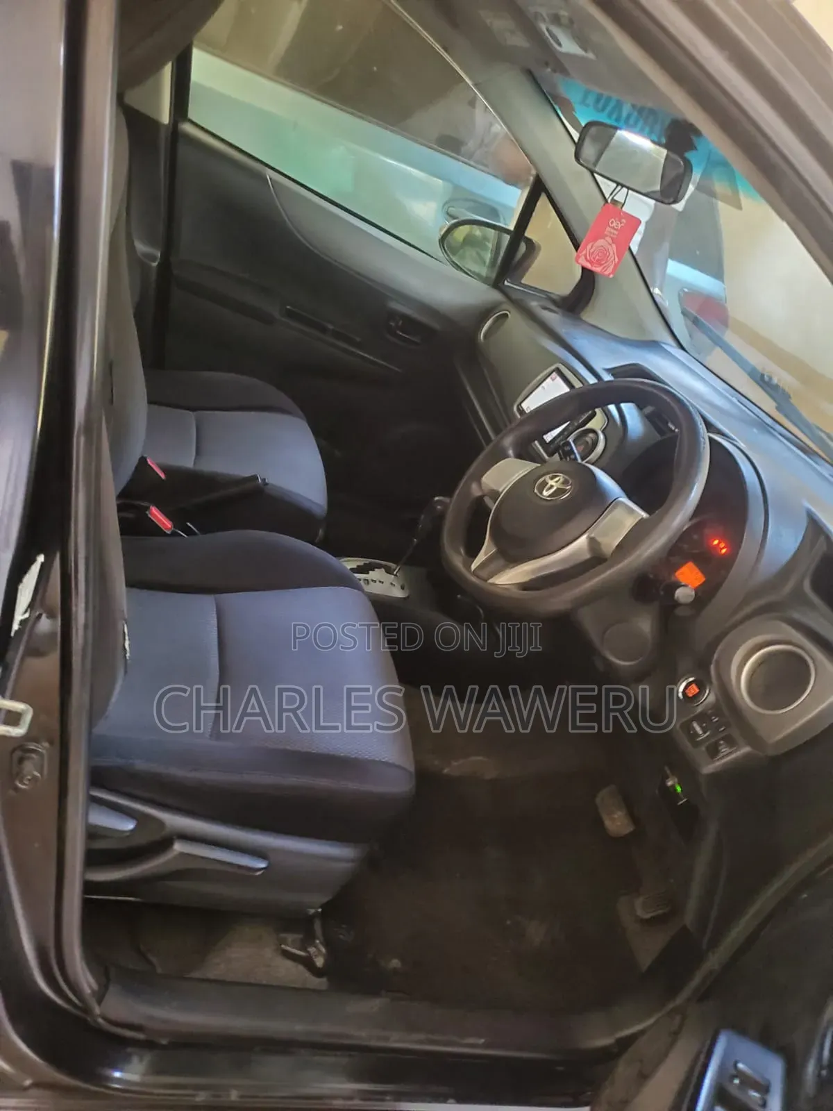 Toyota Vitz 2014 Black
