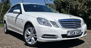 Mercedes-Benz E250 2012 Off white