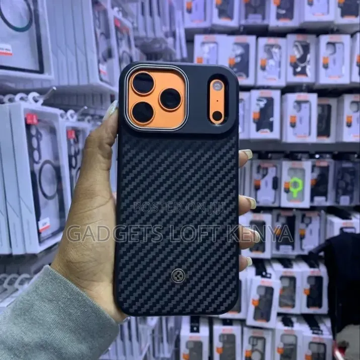 iPhone 17 ProMax Stripped Spigen Cases