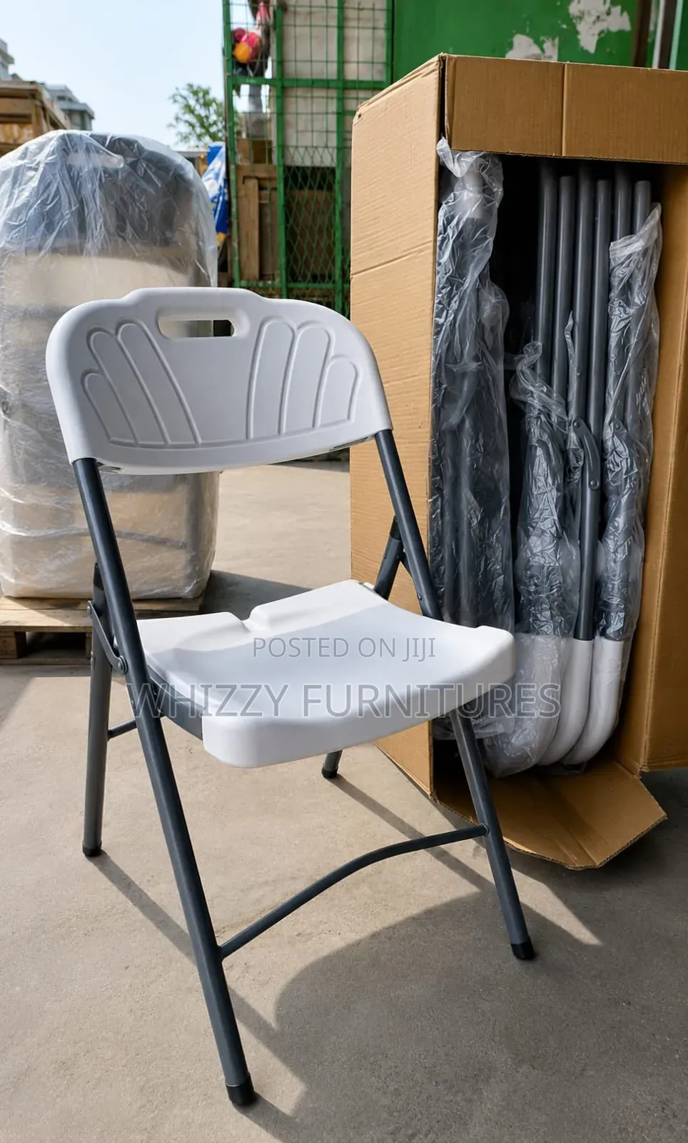 Portable Folding Chairs _Multiple Colors