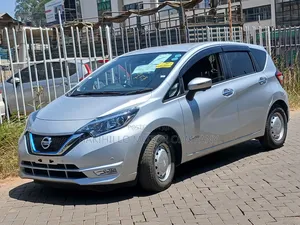Nissan Note 2019 Silver