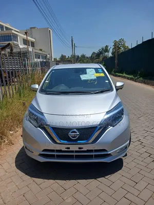 Nissan Note 2019 Silver