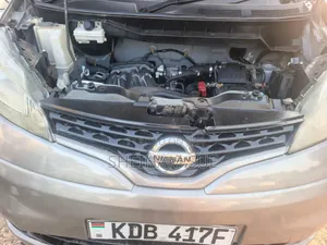 Nissan NP200 2013 Gray