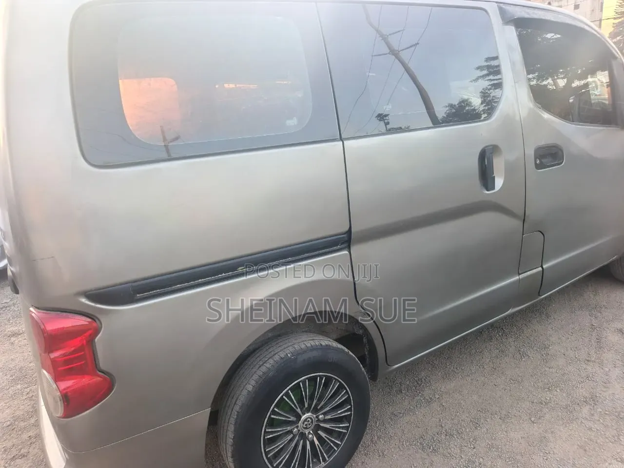 Nissan NP200 2013 Gray