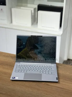 New Laptop Lenovo ThinkBook 14 G8 IAL 16GB Intel Core Ultra 7 SSD 512GB