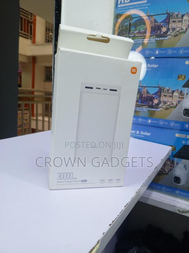 Mi 30000mAh Power Bank for Travel and Everyday Use - thumbnail 2