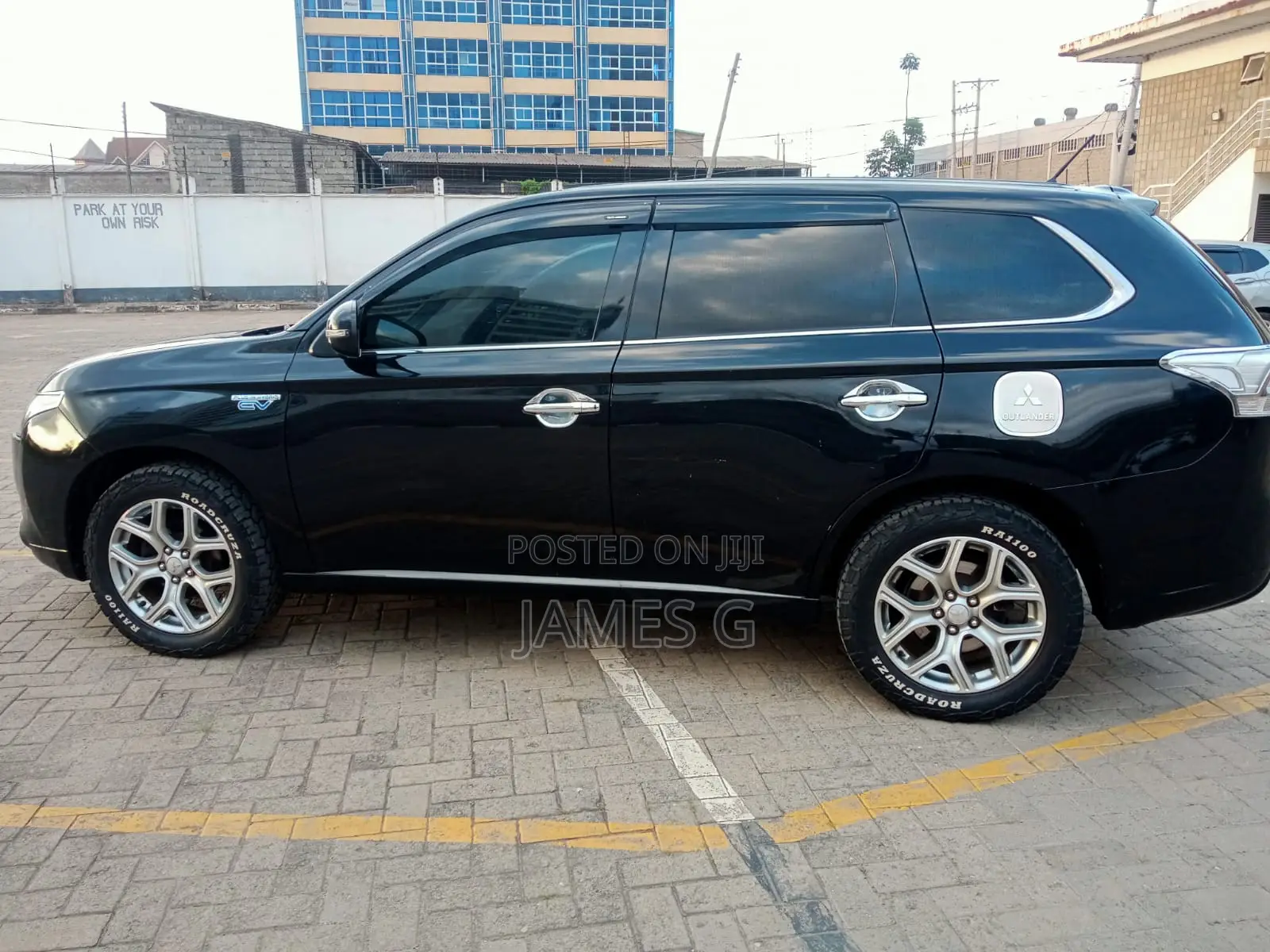 Mitsubishi Outlander 2.0 PHEV AWD 2015 Black