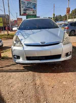 Toyota Wish 2005 Silver