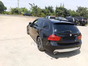 BMW 3 Series 2011 Black
