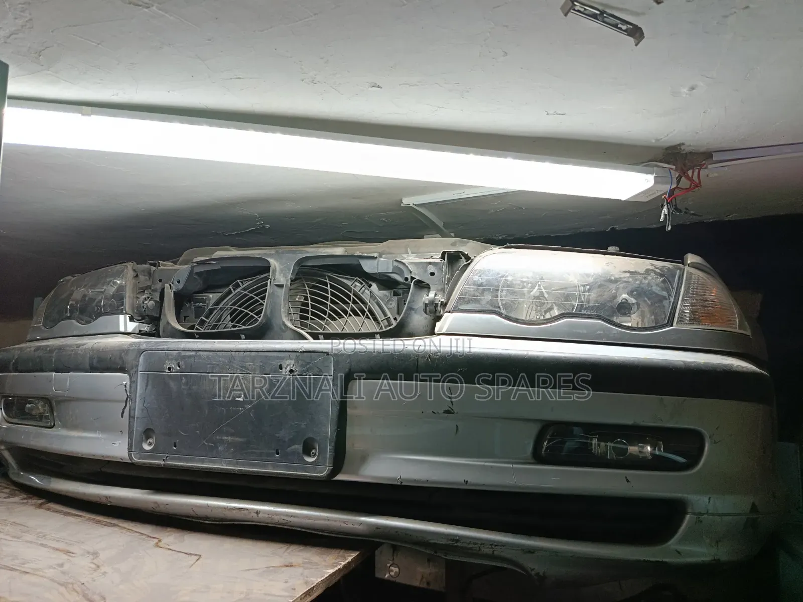 BMW 3 Series (E46) Nose Cut