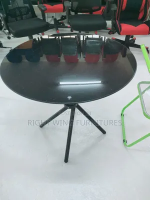 Modern Round Table