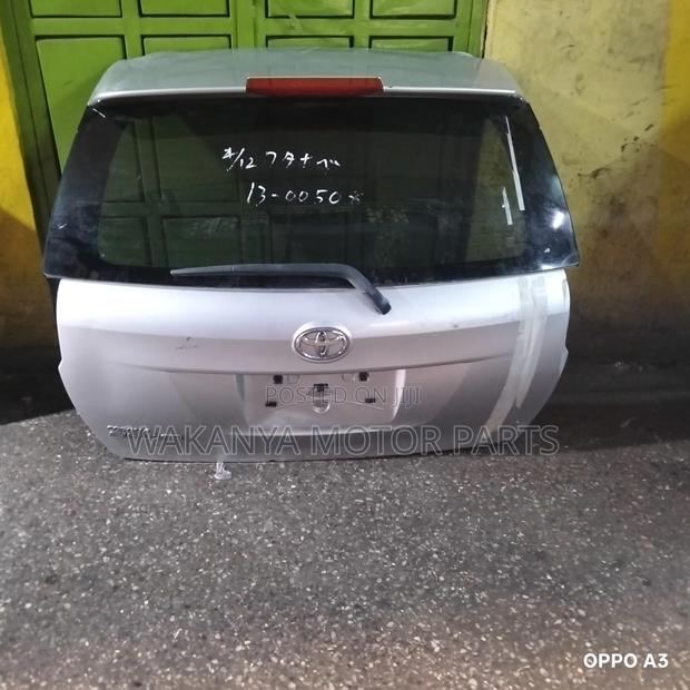 Toyota Fielder 161 Tailgate, Model 2012/2015. Ex Japan