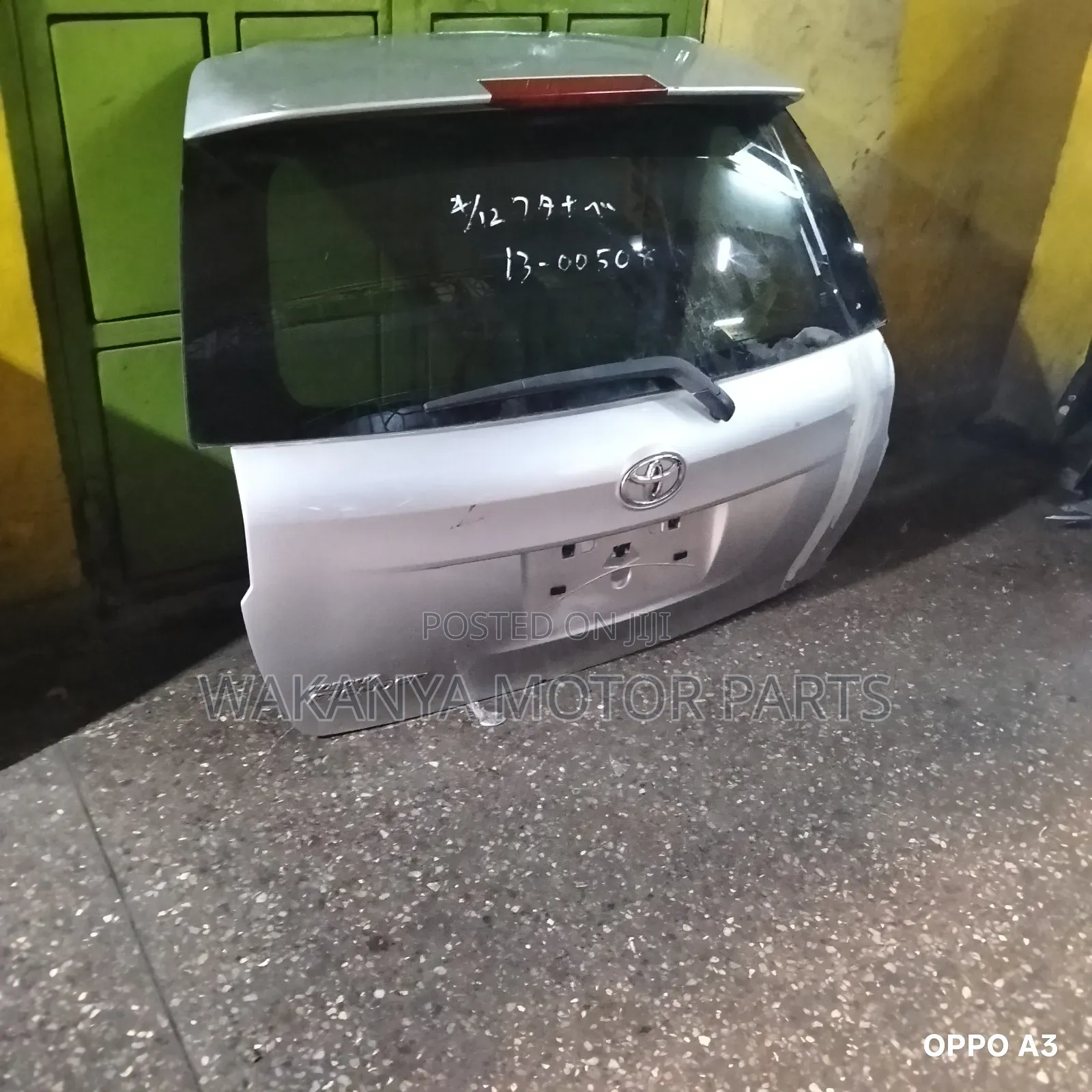 Toyota Fielder 161 Tailgate, Model 2012/2015. Ex Japan