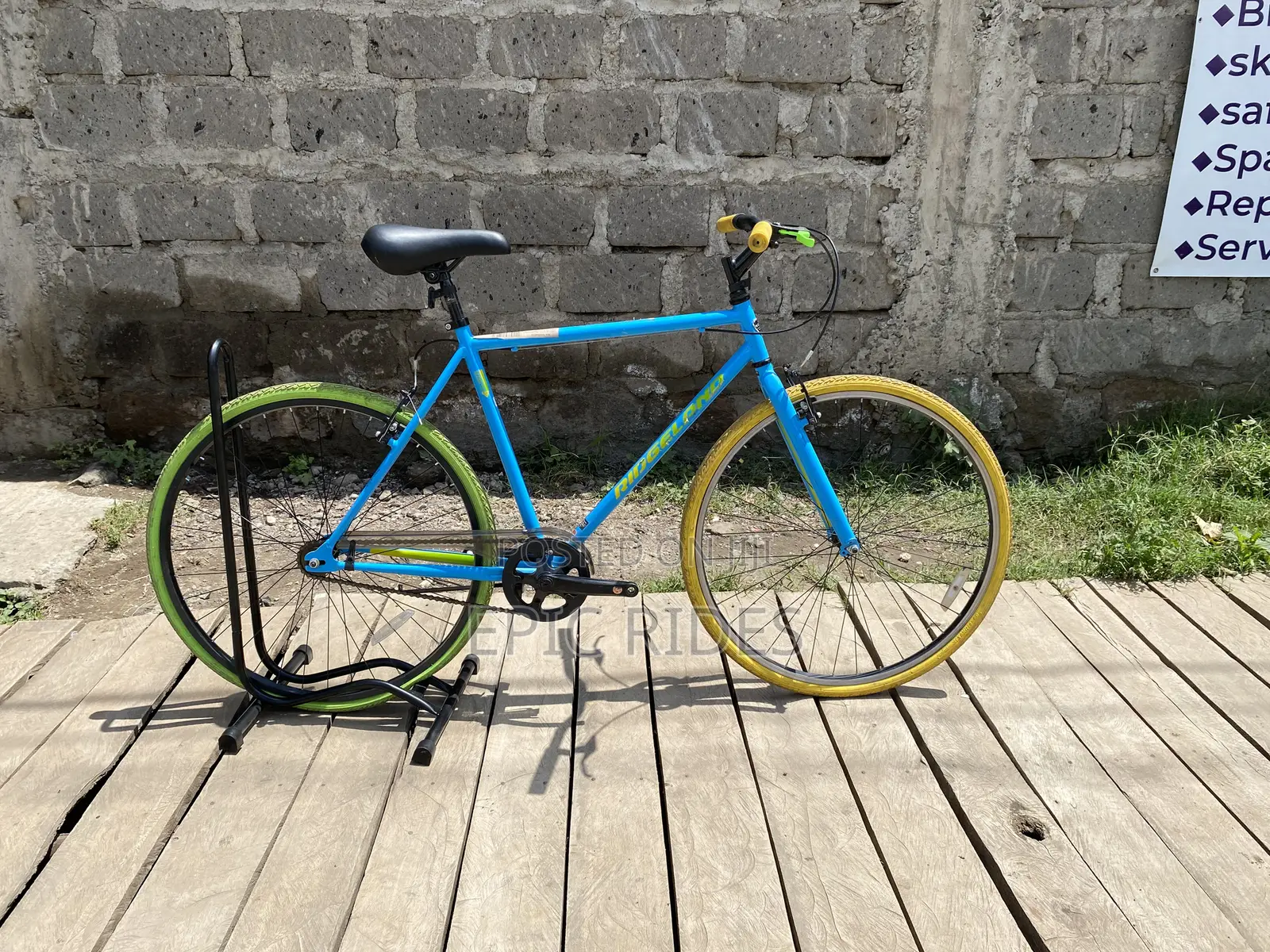 Hybrid 700c