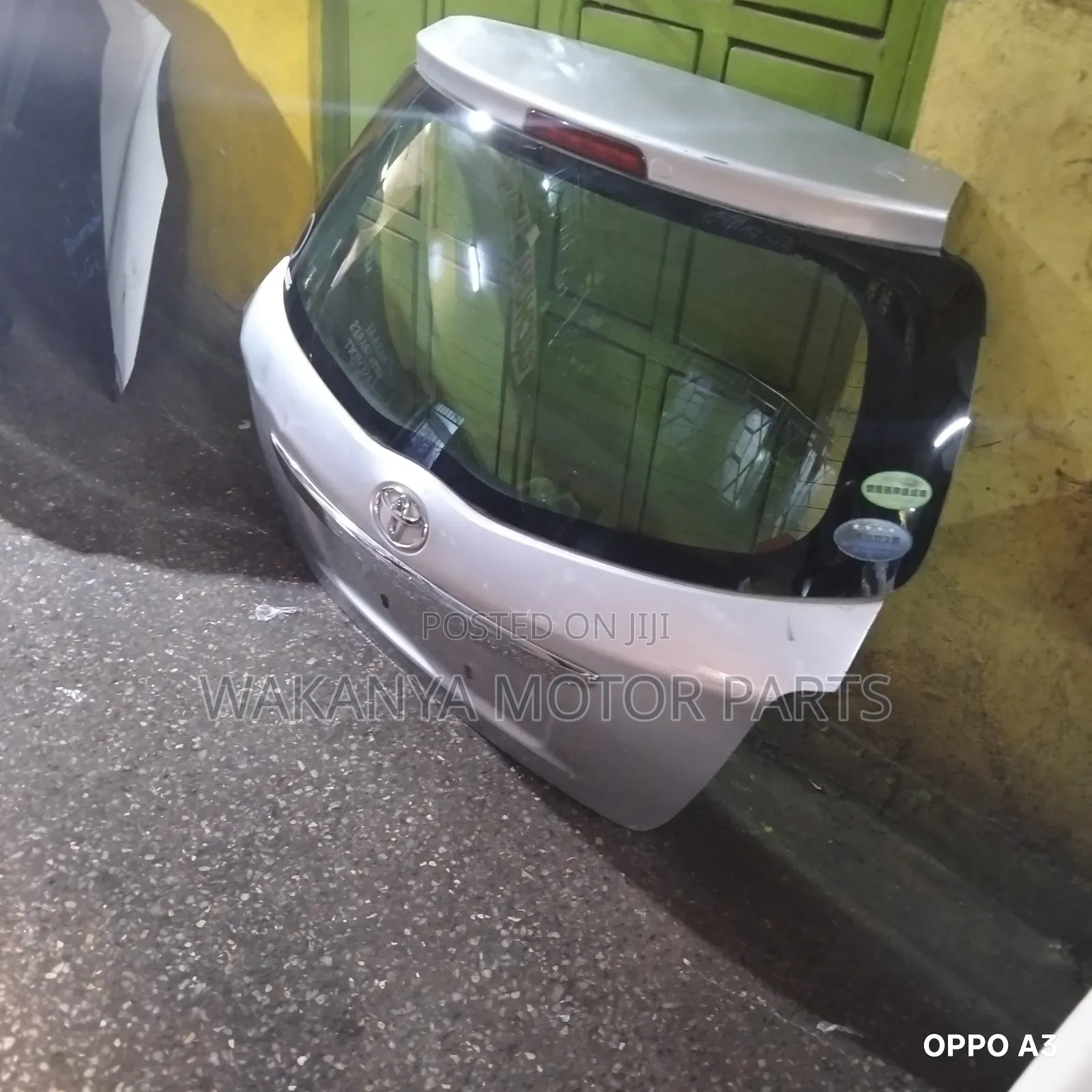 Toyota Fielder 141 Tailgate, Model 2007/2011. Clean Original Ex Japan