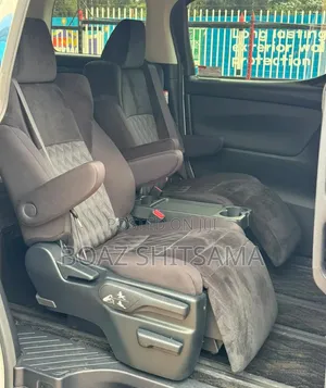 Toyota Vellfire 2019 White