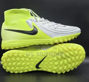  Nike Turf Boots / Trainers Size 38-45