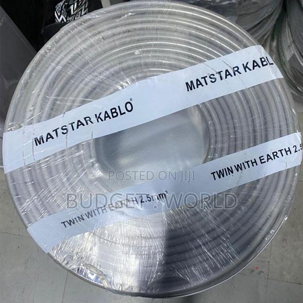 2.5mm Twin Earth Cable 90m Roll – 3 Core Flame Retardant PVC Wire