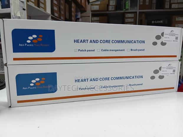 24 Port CAT6 Patch Panel Cable Manager - thumbnail 2